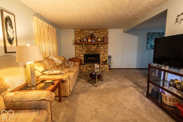 6730 Woodmere Circle, Indianapolis, IN 46260