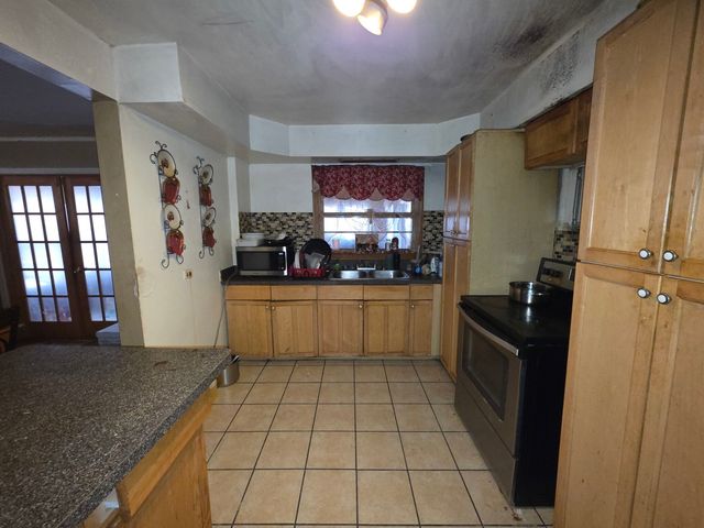 308 W 145th Place, Riverdale, IL 60827