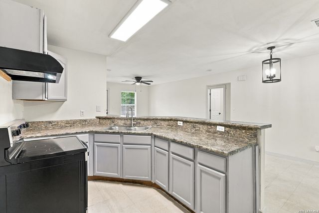 1349 RIVAS ST, San Antonio, TX 78207