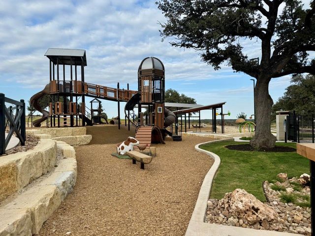 105 Clover BND, Liberty Hill, TX 78642