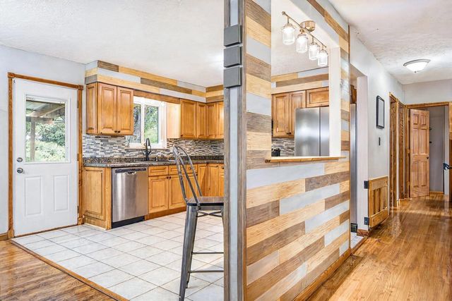 1685 W BORIS DR, Columbia, MO 65203