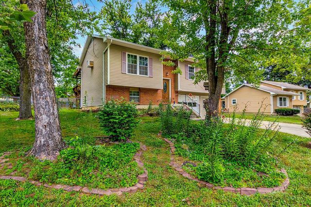 1685 W BORIS DR, Columbia, MO 65203