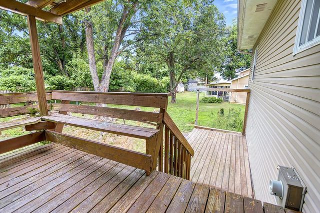 1685 W BORIS DR, Columbia, MO 65203