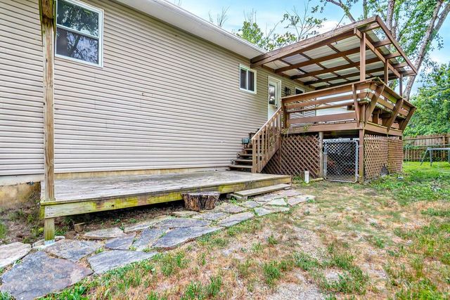 1685 W BORIS DR, Columbia, MO 65203
