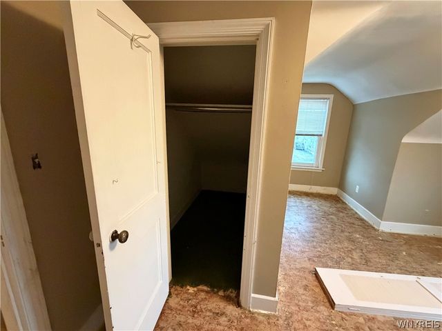 223 Harding Road, Amherst, NY 14221