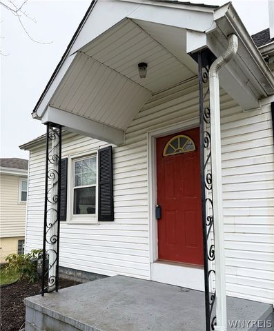 223 Harding Road, Amherst, NY 14221