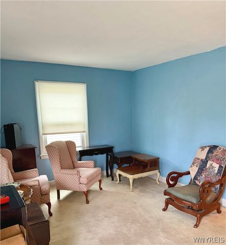 223 Harding Road, Amherst, NY 14221
