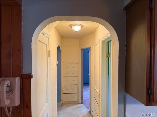 223 Harding Road, Amherst, NY 14221