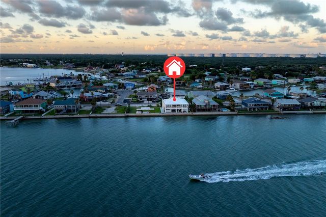 204 Bayshore Dr, Ingleside, TX 78362