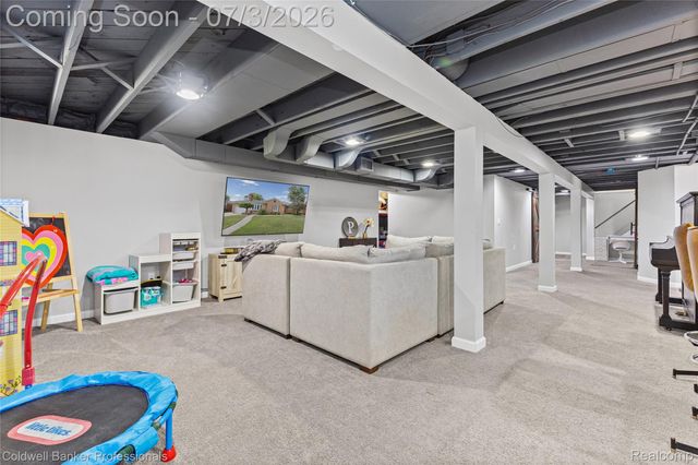 20913 Bon Brae Street, St. Clair Shores, MI 48081