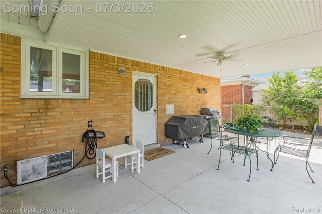 20913 Bon Brae Street, St. Clair Shores, MI 48081