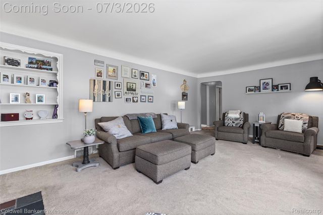 20913 Bon Brae Street, St. Clair Shores, MI 48081