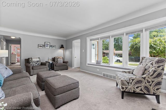 20913 Bon Brae Street, St. Clair Shores, MI 48081