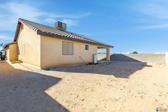 3842 E Hoyos St, San Luis, AZ 85349