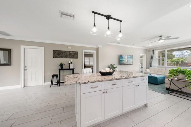 209 LIVE OAK LANE, Largo, FL 33770