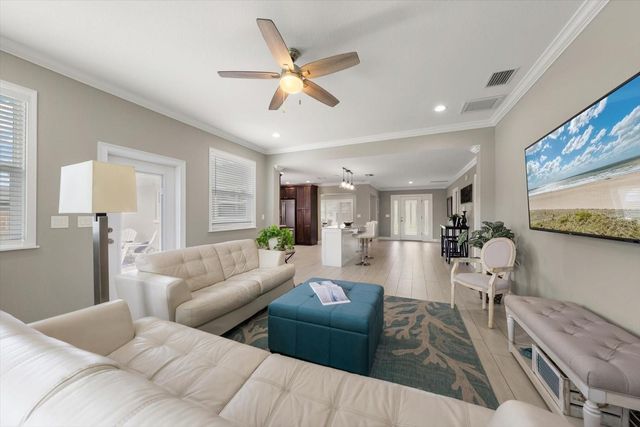 209 LIVE OAK LANE, Largo, FL 33770