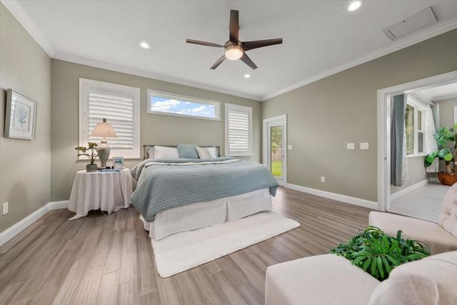 209 LIVE OAK LANE, Largo, FL 33770