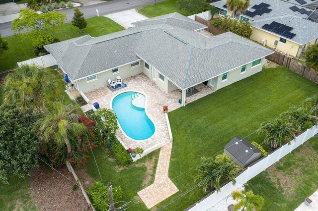 209 LIVE OAK LANE, Largo, FL 33770