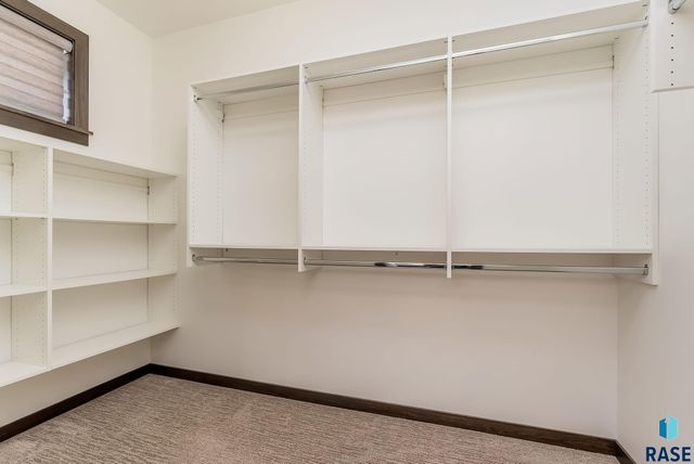 7921 E Norway Pine Trl Trail, Sioux Falls, SD 57110