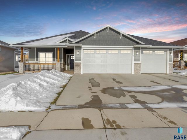 7921 E Norway Pine Trl Trail, Sioux Falls, SD 57110