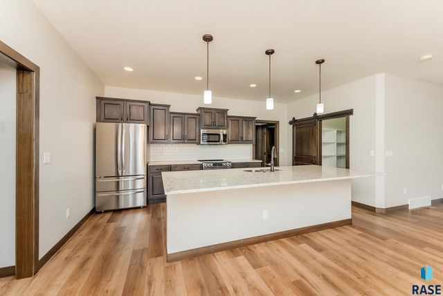 7921 E Norway Pine Trl Trail, Sioux Falls, SD 57110