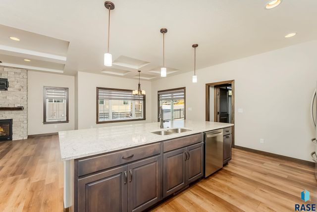 7921 E Norway Pine Trl Trail, Sioux Falls, SD 57110