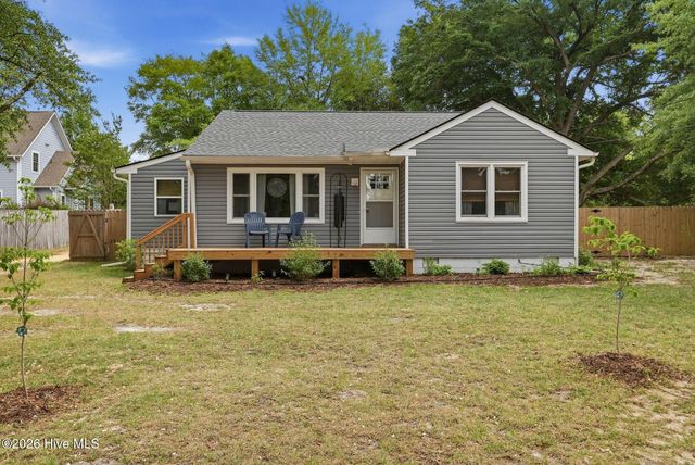465 N Leak Street, Southern Pines, NC 28387