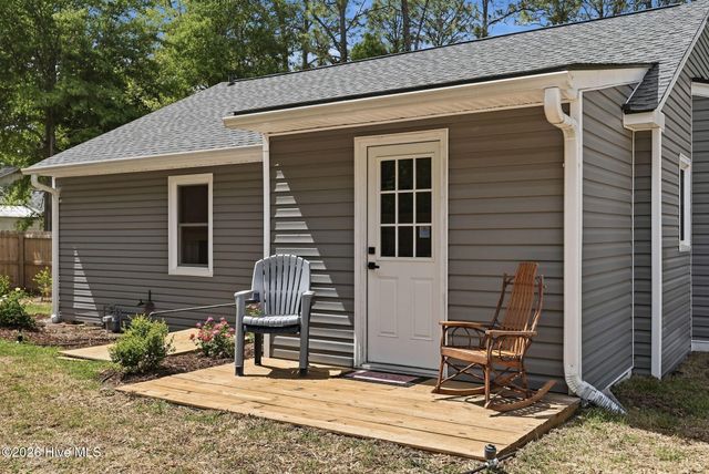 465 N Leak Street, Southern Pines, NC 28387