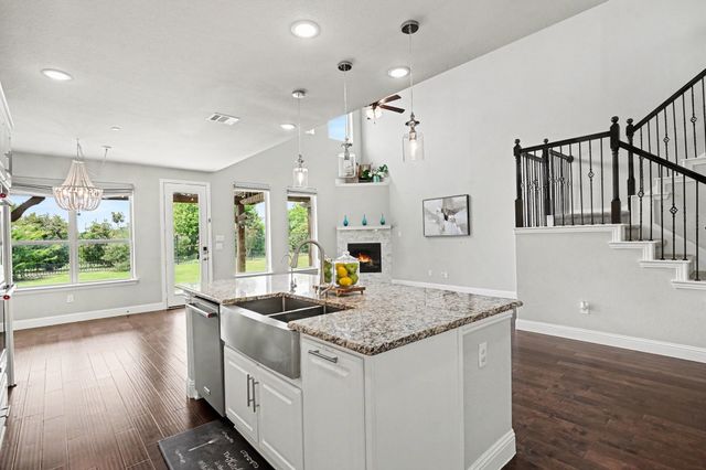 273 Shallow Brook Drive, Sunnyvale, TX 75182
