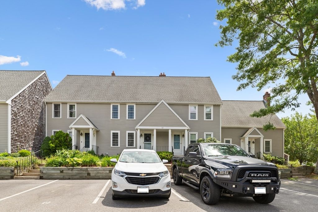 474 Twin Lakes Dr 474, Halifax, MA 02338