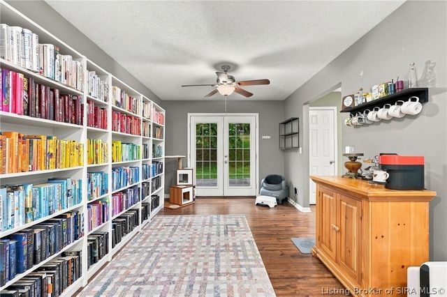 6507 Brad Court, Floyds Knobs, IN 47119