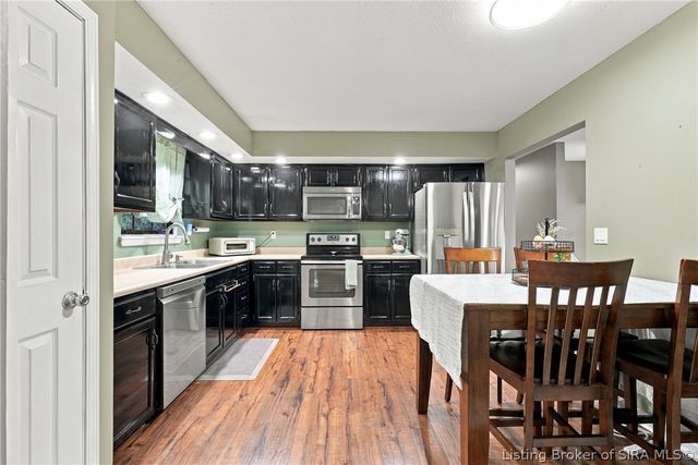 6507 Brad Court, Floyds Knobs, IN 47119