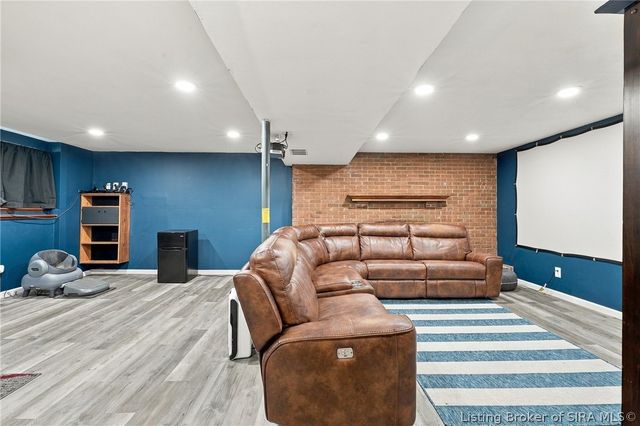 6507 Brad Court, Floyds Knobs, IN 47119
