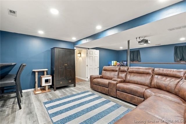 6507 Brad Court, Floyds Knobs, IN 47119