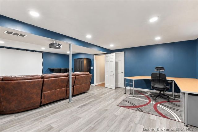 6507 Brad Court, Floyds Knobs, IN 47119