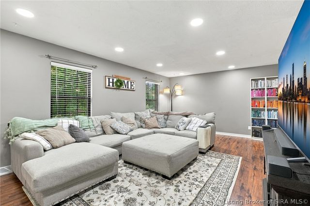 6507 Brad Court, Floyds Knobs, IN 47119