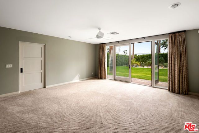 467 W Via Lola, Palm Springs, CA 92262