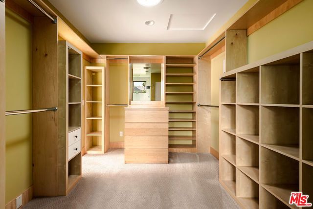 467 W Via Lola, Palm Springs, CA 92262