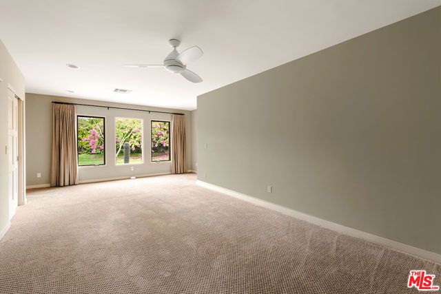 467 W Via Lola, Palm Springs, CA 92262