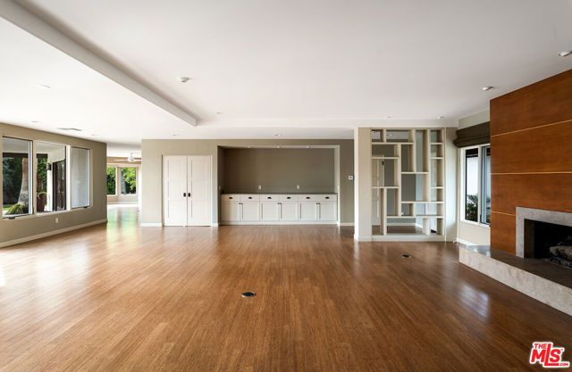 467 W Via Lola, Palm Springs, CA 92262