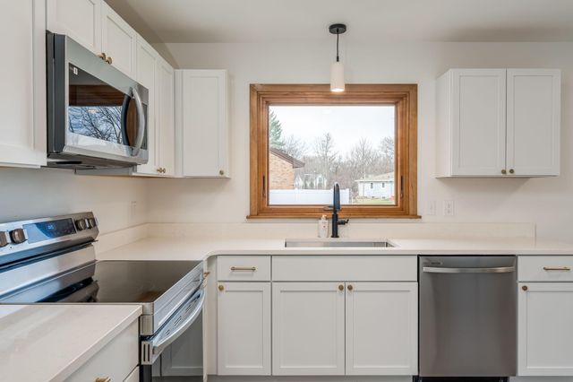 120 Wilson Way, Mankato, MN 56001