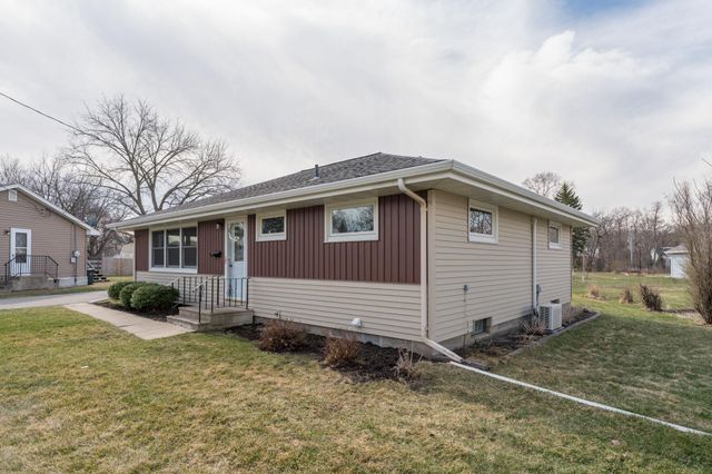 120 Wilson Way, Mankato, MN 56001