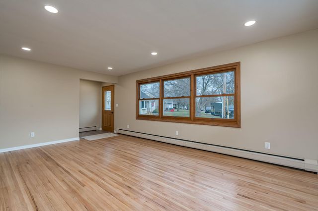 120 Wilson Way, Mankato, MN 56001