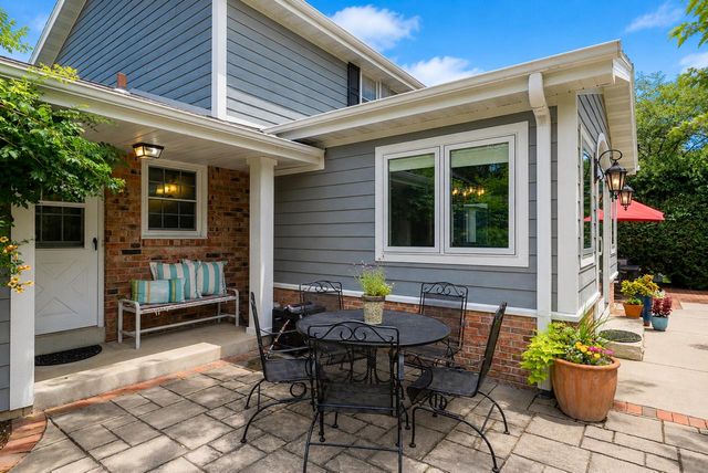 16725 Mary Cliff COURT, Brookfield, WI 53005
