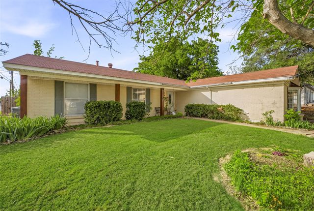 151 Chestnut Street, Aledo, TX 76008