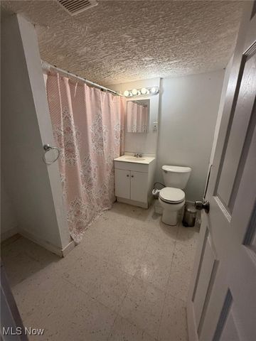 30243 Truman Ave, Wickliffe, OH 44092