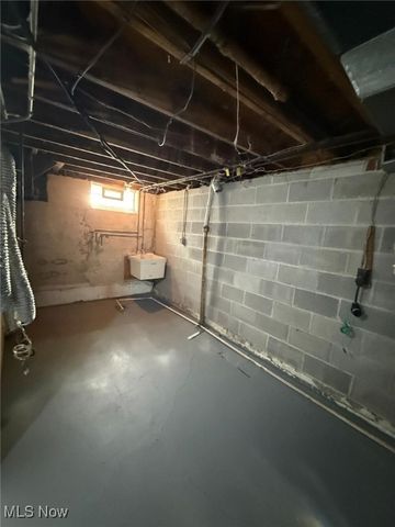 30243 Truman Ave, Wickliffe, OH 44092