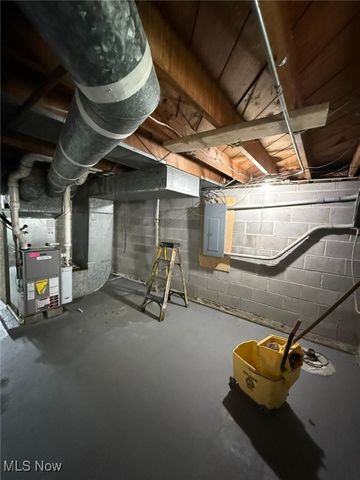 30243 Truman Ave, Wickliffe, OH 44092