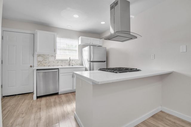 636 Mill ST B, San Marcos, TX 78666