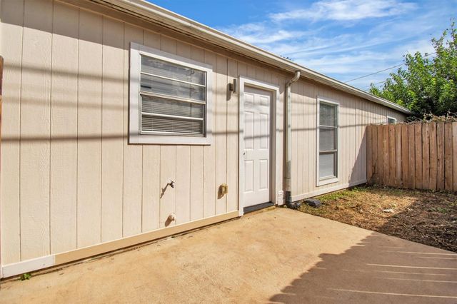 636 Mill ST B, San Marcos, TX 78666